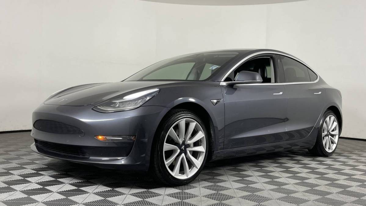 2018 Tesla Model 3 5YJ3E1EB0JF066663