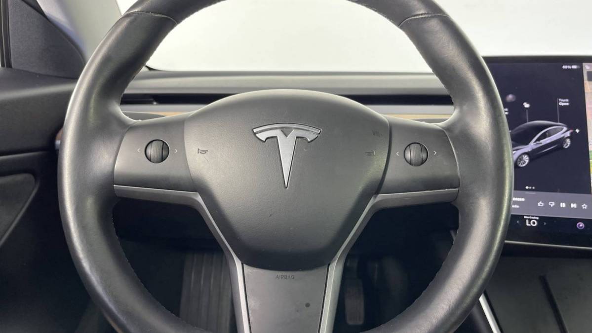 2018 Tesla Model 3 5YJ3E1EB0JF066663