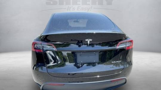 2021 Tesla Model Y 5YJYGDEEXMF084118