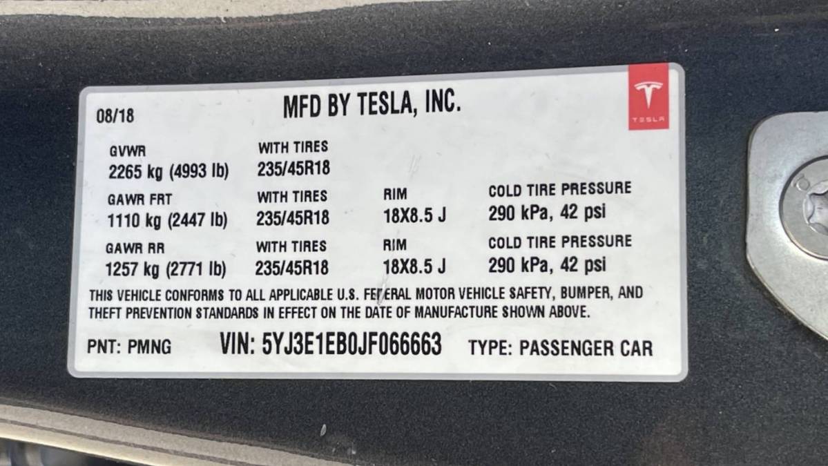 2018 Tesla Model 3 5YJ3E1EB0JF066663