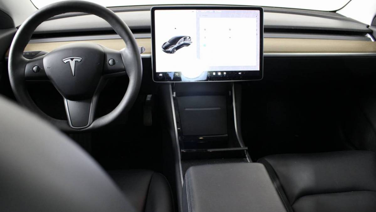 2019 Tesla Model 3 5YJ3E1EB5KF451461