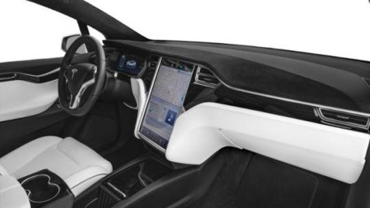 2019 Tesla Model X 5YJXCAE26KF153721