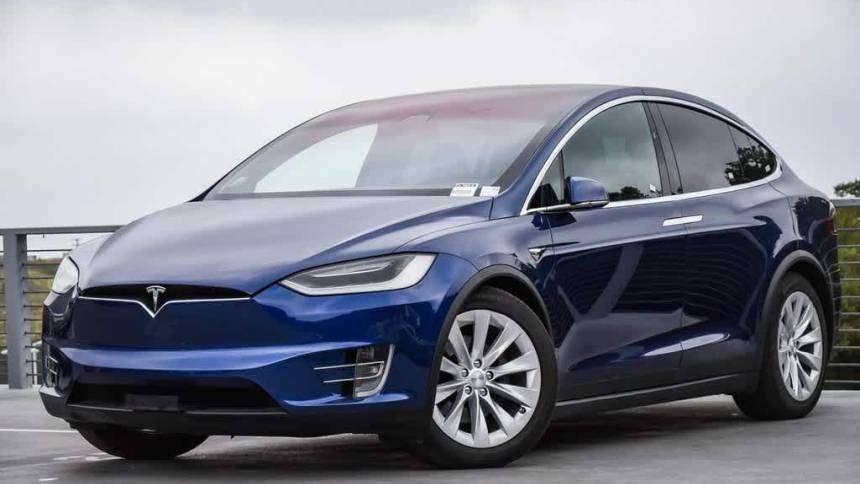 2017 Tesla Model X 5YJXCBE23HF040176