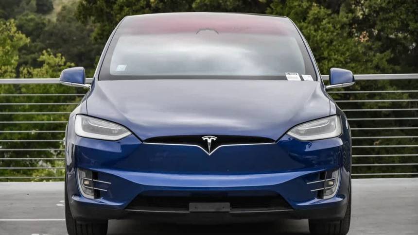 2017 Tesla Model X 5YJXCBE23HF040176