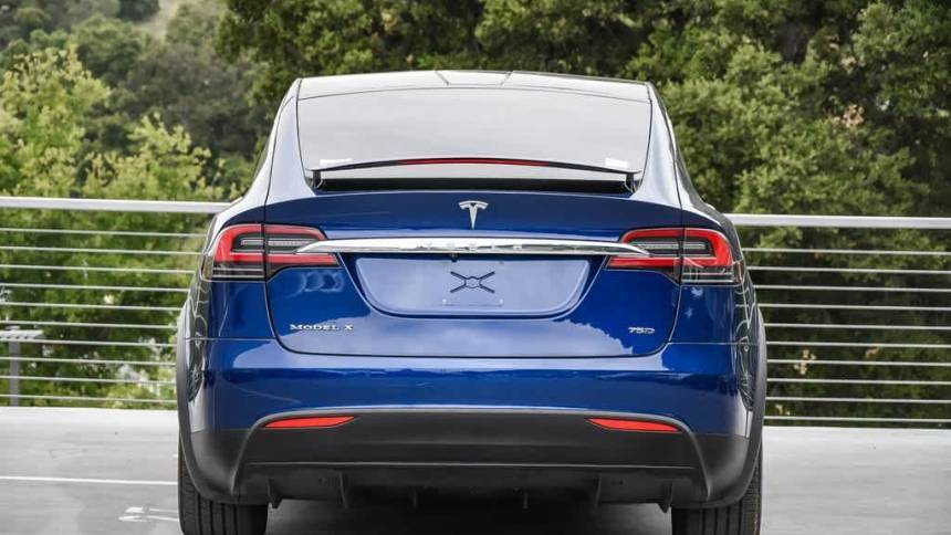 2017 Tesla Model X 5YJXCBE23HF040176