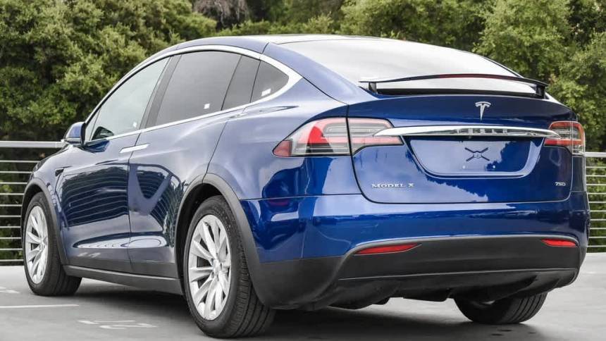 2017 Tesla Model X 5YJXCBE23HF040176