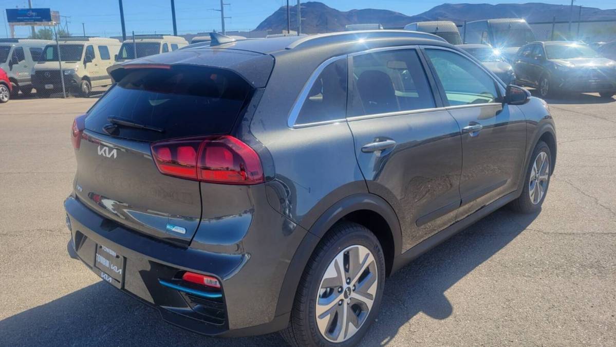 2022 Kia NIRO EV KNDCC3LG8N5158725