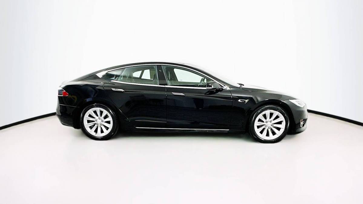 2017 Tesla Model S 5YJSA1E27HF214714