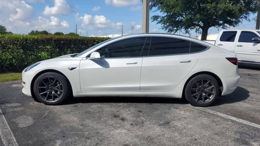 2020 Tesla Model 3 5YJ3E1EA8LF738222