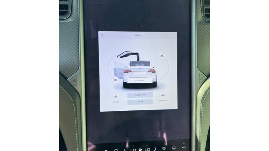 2020 Tesla Model X 5YJXCBE44LF239683