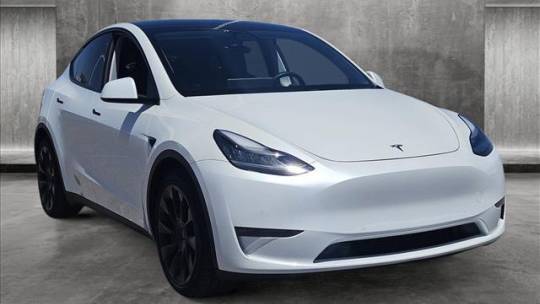 2020 Tesla Model Y 5YJYGDEE8LF059510