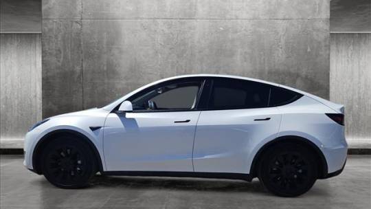 2020 Tesla Model Y 5YJYGDEE8LF059510