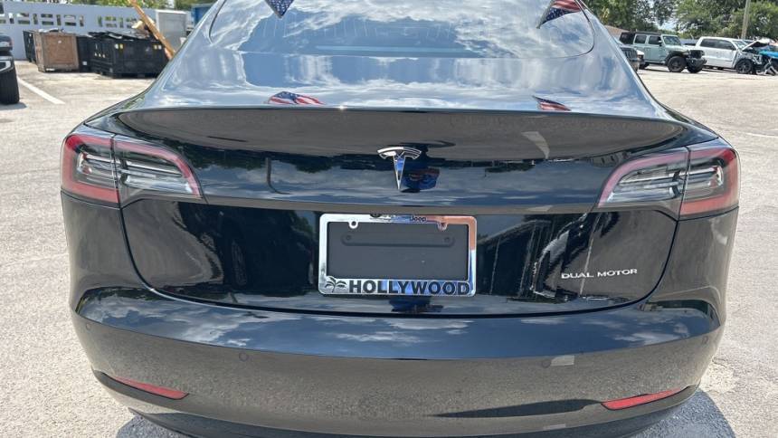 2019 Tesla Model 3 5YJ3E1EB1KF199157