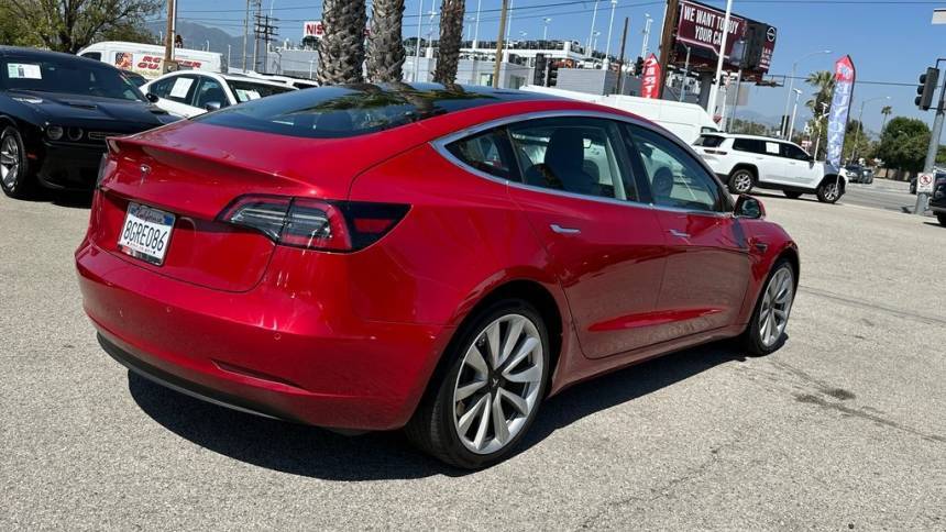 2018 Tesla Model 3 5YJ3E1EA8JF061718