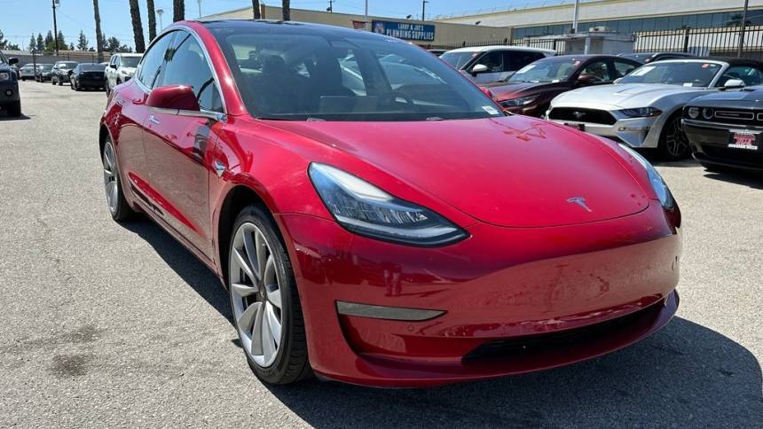 2018 Tesla Model 3 5YJ3E1EA8JF061718