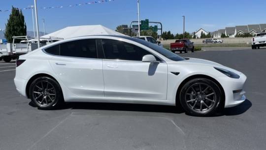 2020 Tesla Model 3 5YJ3E1EB1LF795824