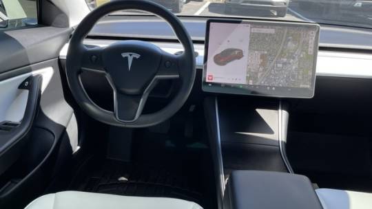 2020 Tesla Model 3 5YJ3E1EB1LF795824