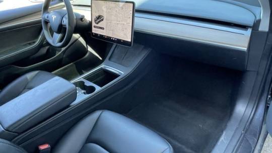 2018 Tesla Model 3 5YJ3E1EA2JF157750