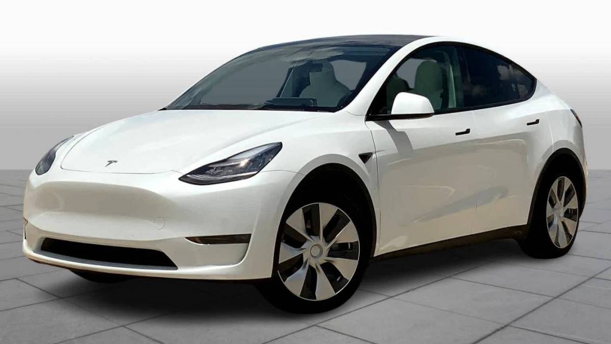 2021 Tesla Model Y 5YJYGDEE1MF090910