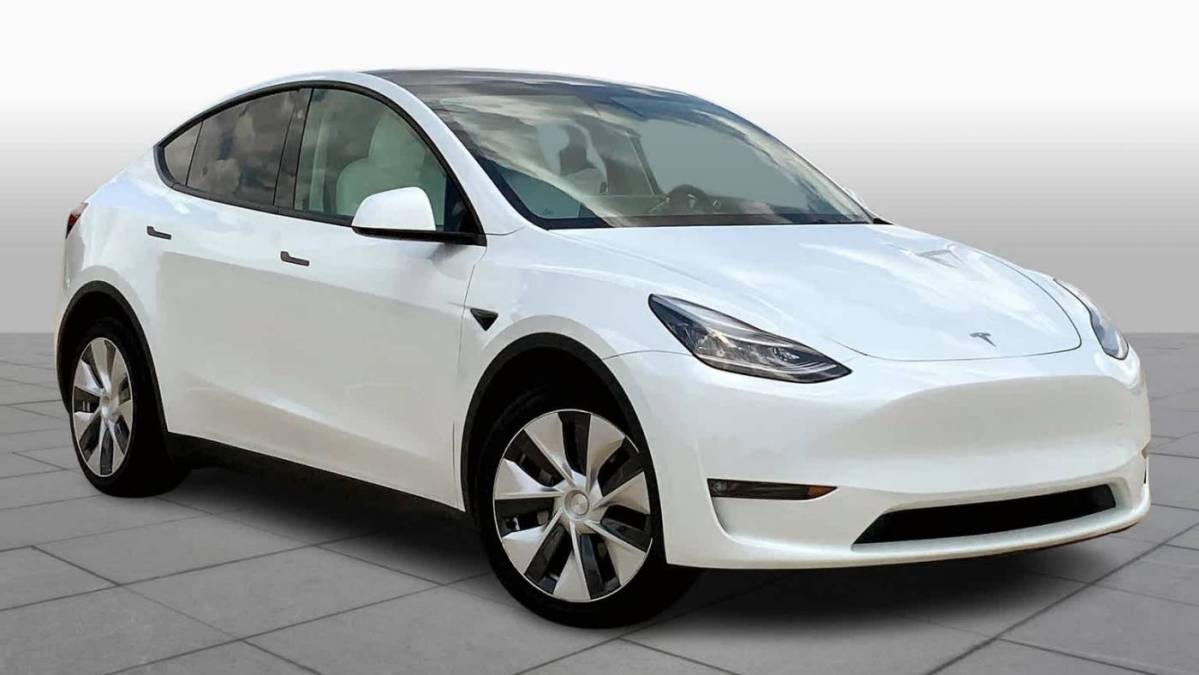 2021 Tesla Model Y 5YJYGDEE1MF090910