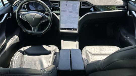 2016 Tesla Model S 5YJSA1E29GF134619