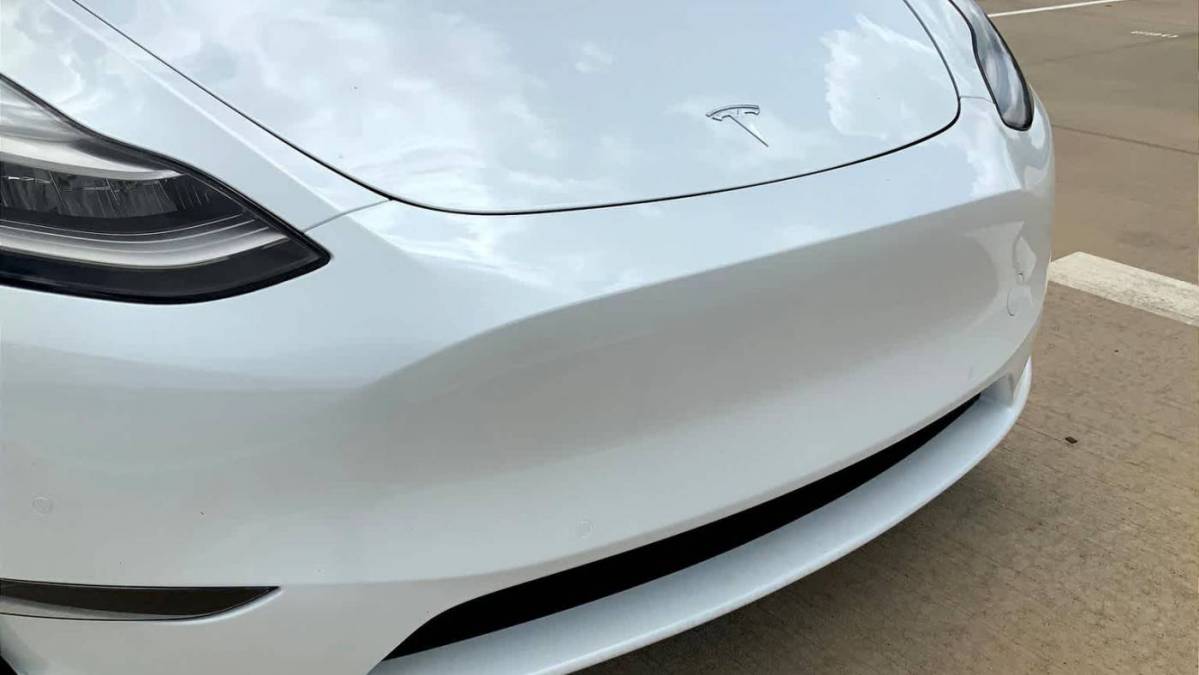 2021 Tesla Model Y 5YJYGDEE1MF090910