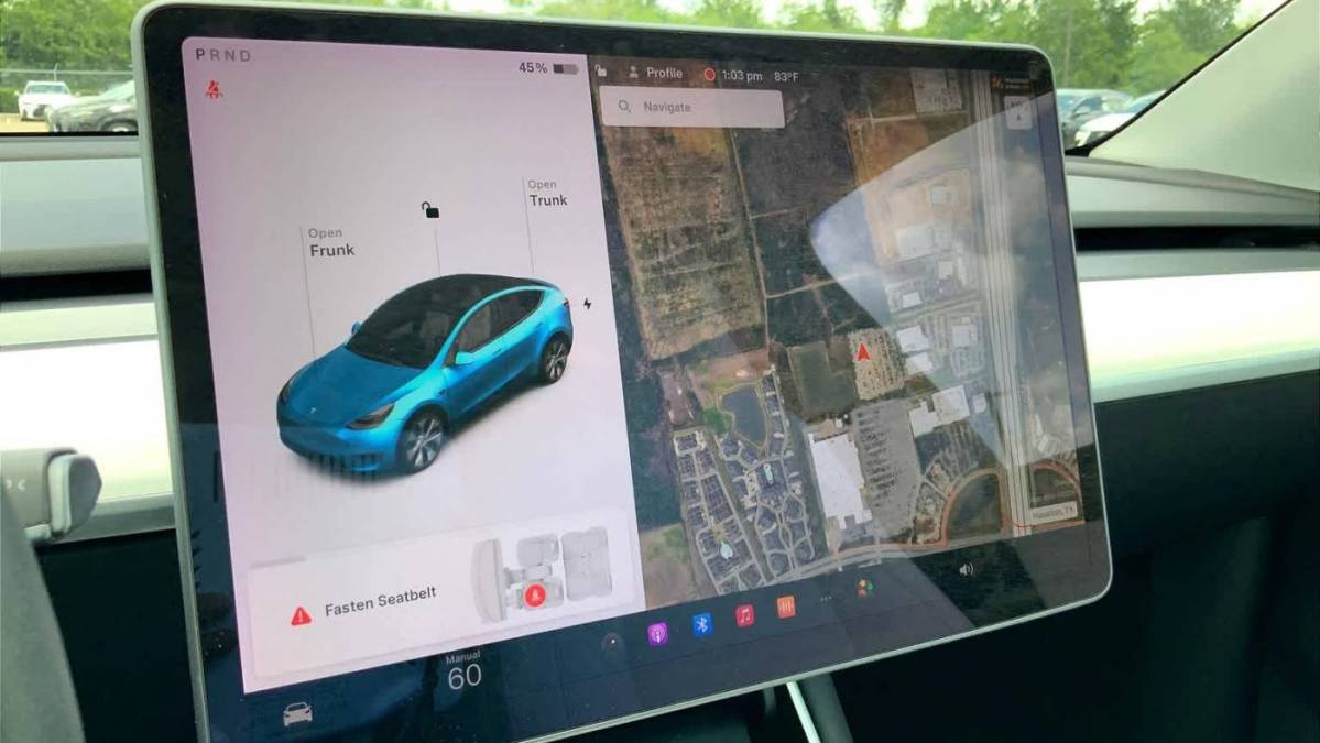 2021 Tesla Model Y 5YJYGDEE1MF090910