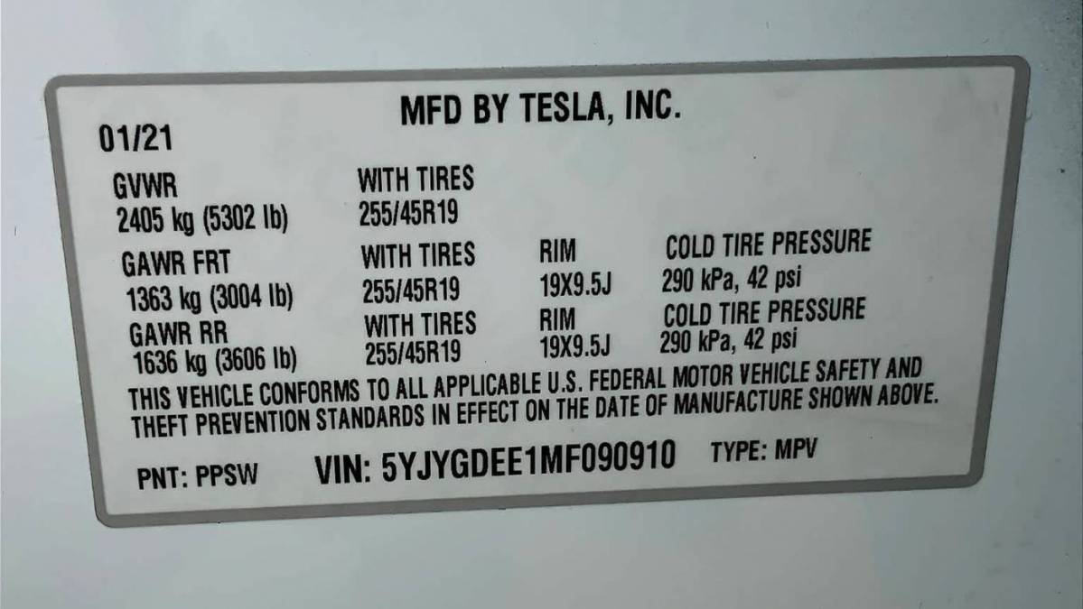 2021 Tesla Model Y 5YJYGDEE1MF090910