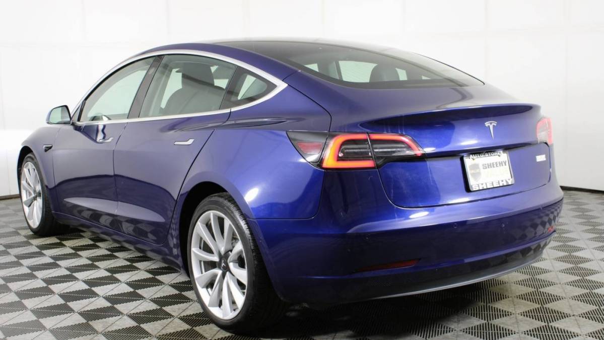 2019 Tesla Model 3 5YJ3E1EB1KF194167