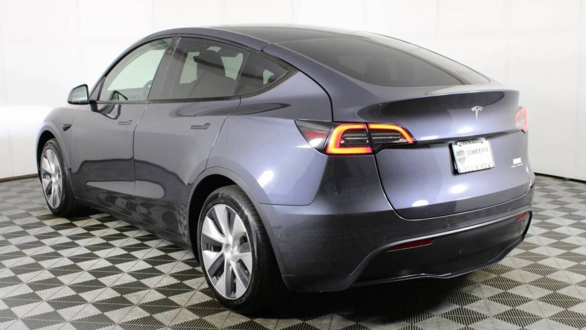 2021 Tesla Model Y 5YJYGAEE5MF145969