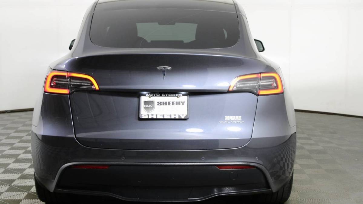 2021 Tesla Model Y 5YJYGAEE5MF145969