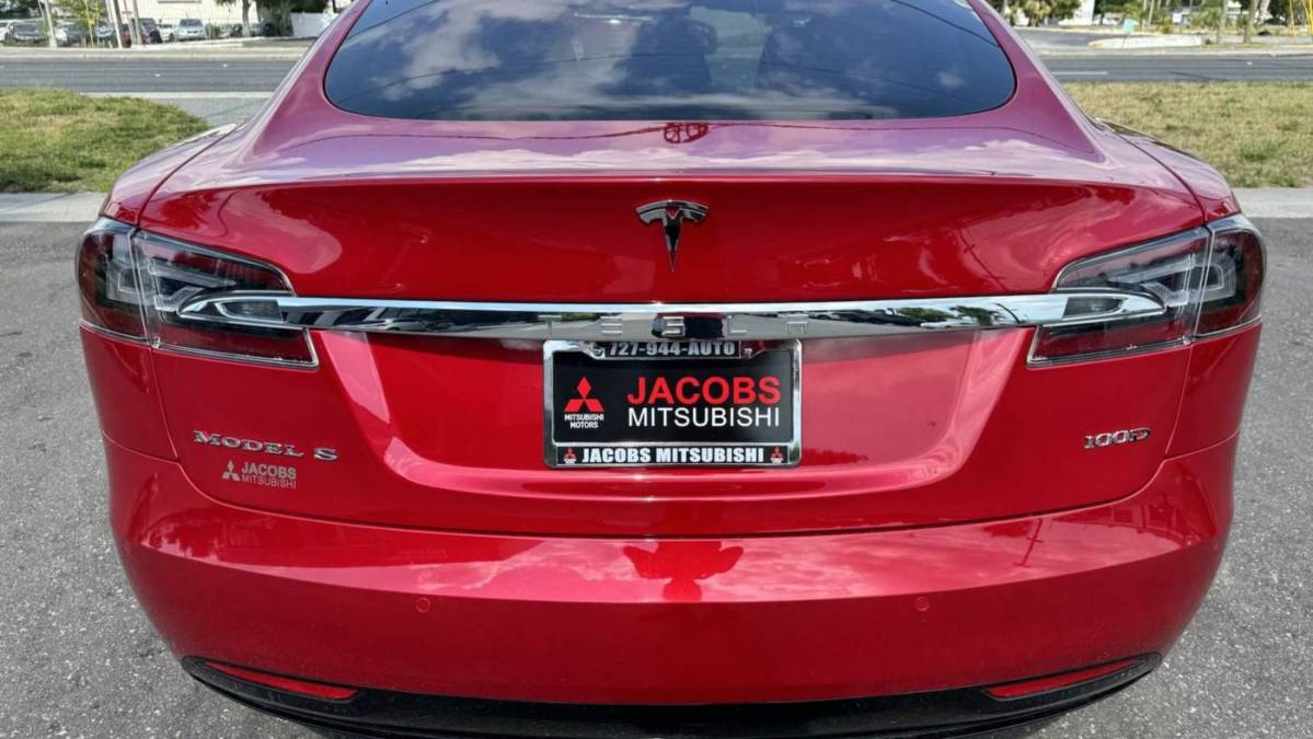 2017 Tesla Model S 5YJSA1E24HF216288