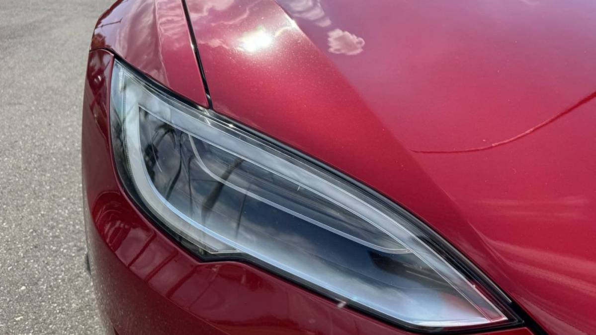 2017 Tesla Model S 5YJSA1E24HF216288