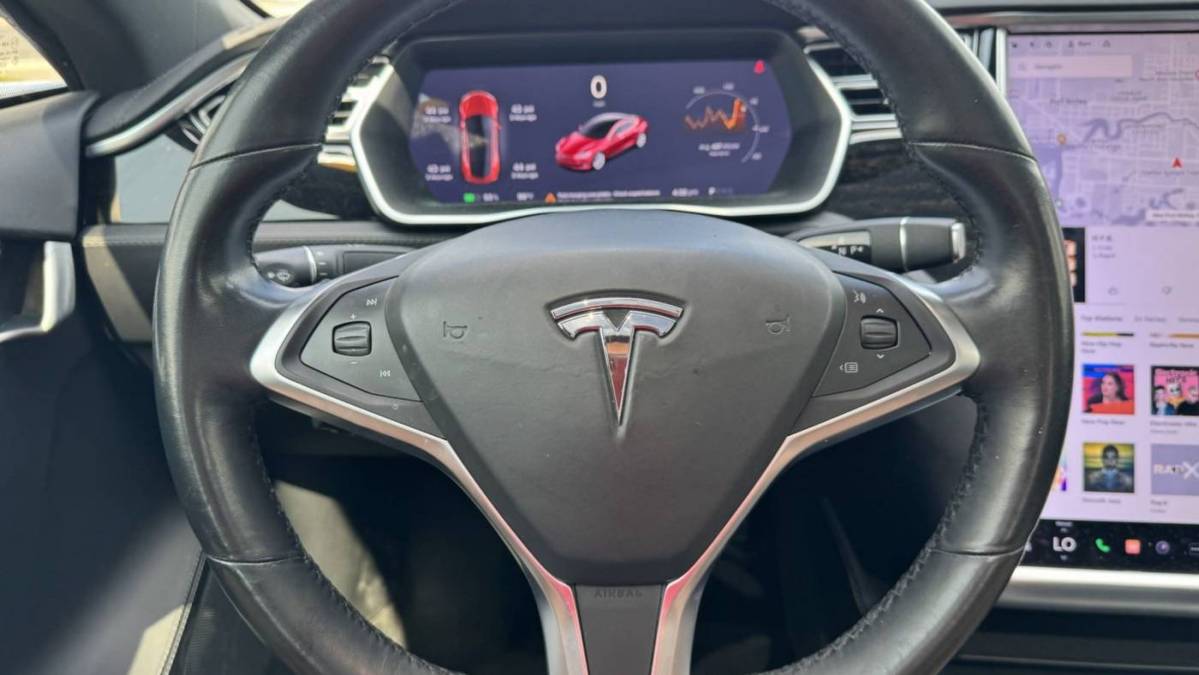 2017 Tesla Model S 5YJSA1E24HF216288