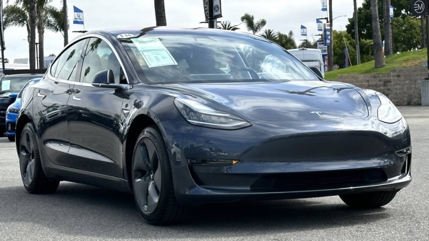 2018 Tesla Model 3 5YJ3E1EA1JF016314