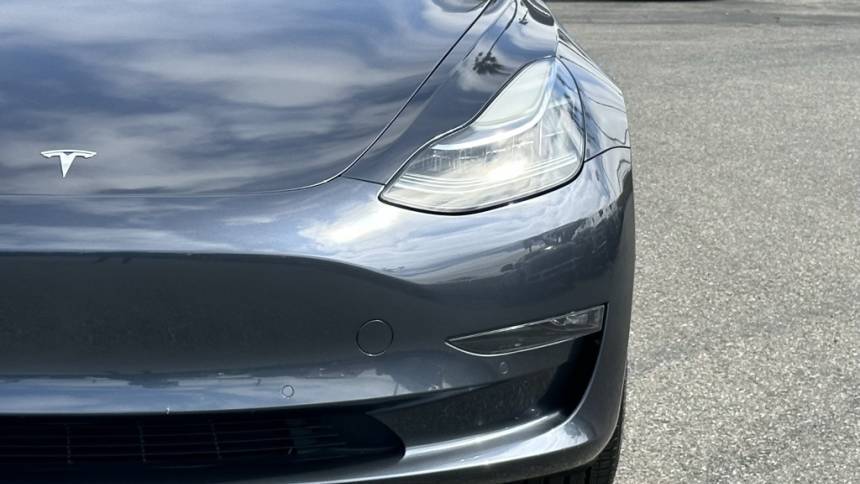 2018 Tesla Model 3 5YJ3E1EA1JF016314