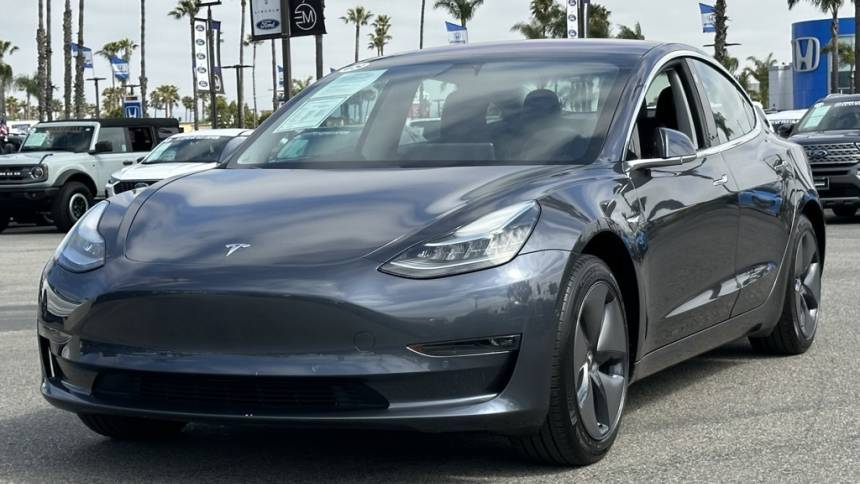 2018 Tesla Model 3 5YJ3E1EA1JF016314