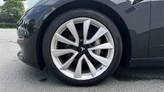 2018 Tesla Model 3 5YJ3E1EB1JF090521