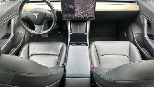 2018 Tesla Model 3 5YJ3E1EB1JF090521