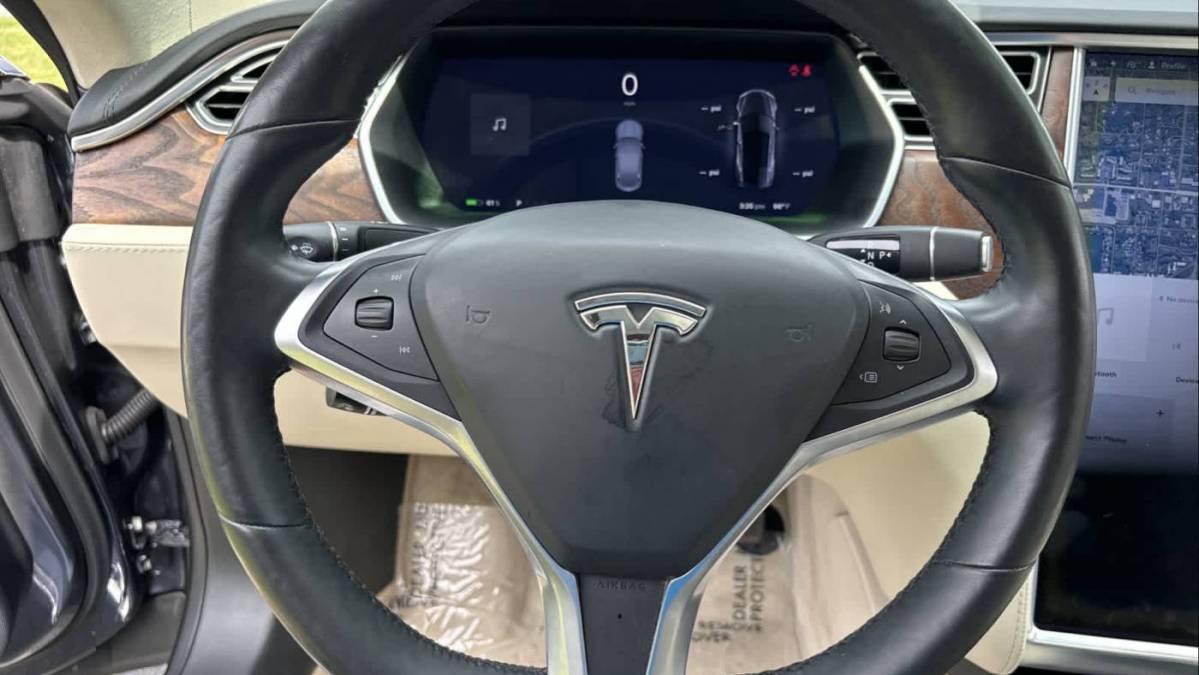 2017 Tesla Model S 5YJSA1E21HF230066