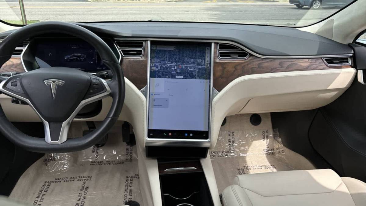 2017 Tesla Model S 5YJSA1E21HF230066