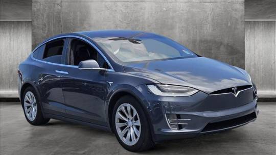 2018 Tesla Model X 5YJXCAE20JF125296