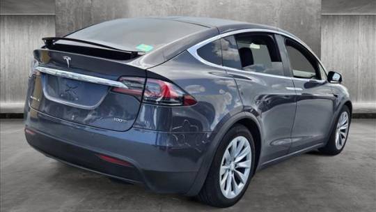 2018 Tesla Model X 5YJXCAE20JF125296