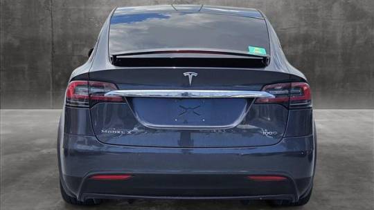 2018 Tesla Model X 5YJXCAE20JF125296