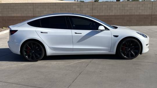 2018 Tesla Model 3 5YJ3E1EB5JF180058