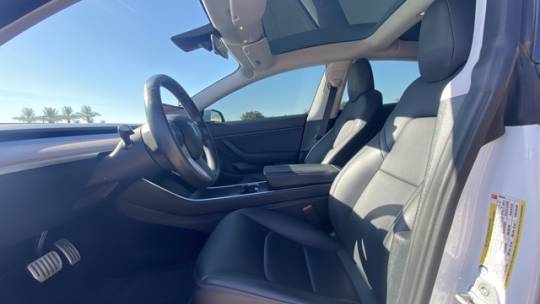 2018 Tesla Model 3 5YJ3E1EB5JF180058