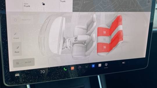 2018 Tesla Model 3 5YJ3E1EB5JF180058