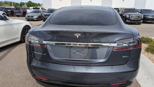 2016 Tesla Model S 5YJSA1E23GF146877