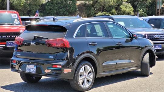 2020 Kia NIRO EV KNDCE3LG2L5036854