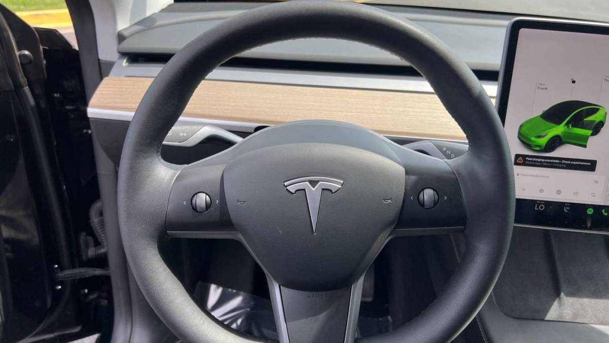 2021 Tesla Model Y 5YJYGDEEXMF190343